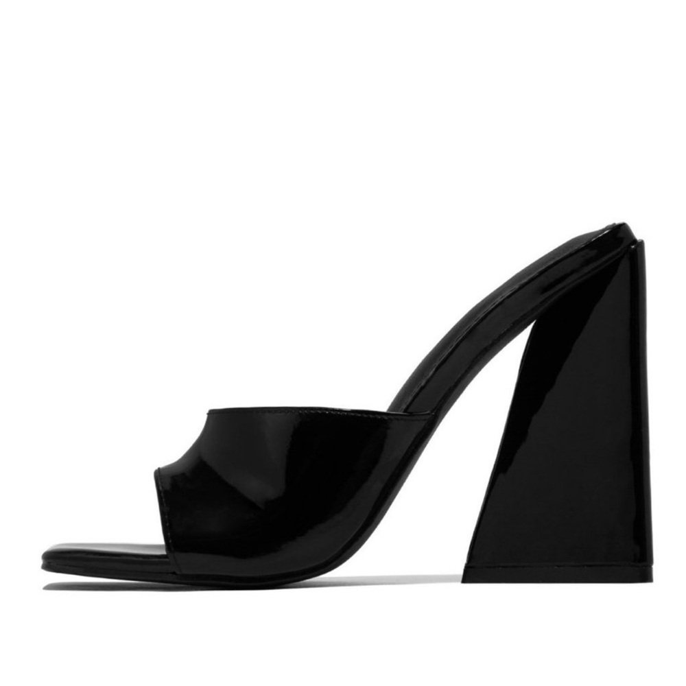 🔵LEMONADE Patent Faux Leather Black Block Heeled Mules - Picture 2 of 11